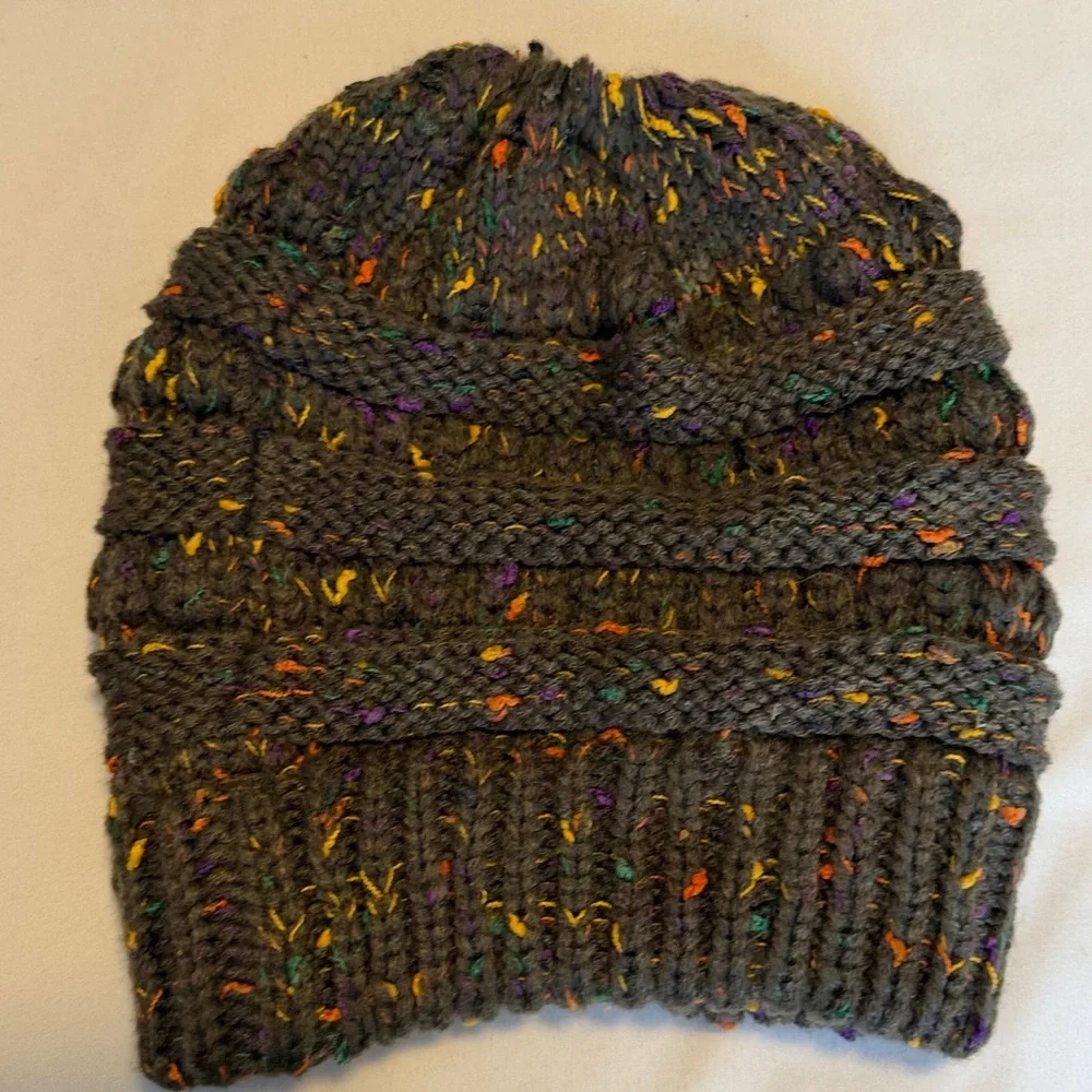 BNB Heaven Knit Beanie with hole on top for pony. New Never Worn